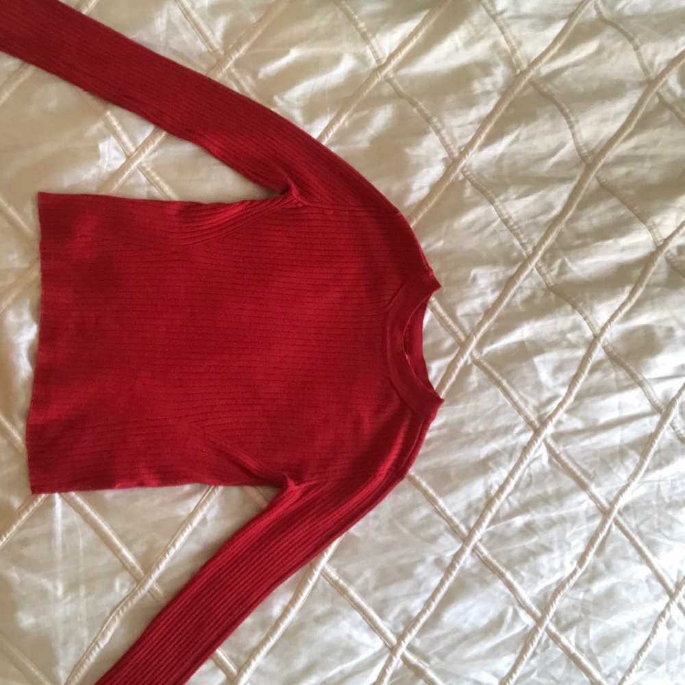 Tight-Fitting Red Sweater